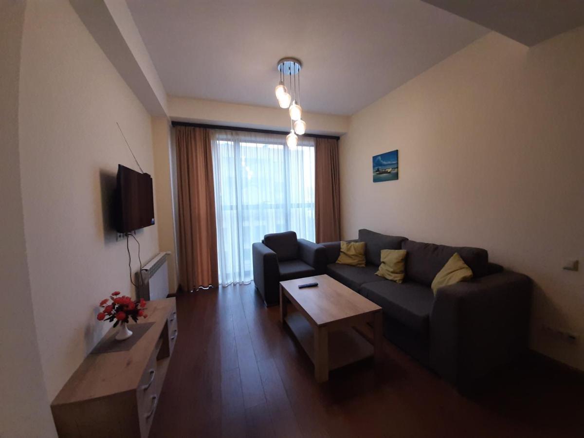 Pride Properties Welcomes You At 17 Buzant St 11-166 Yerevan Armenia Exterior foto