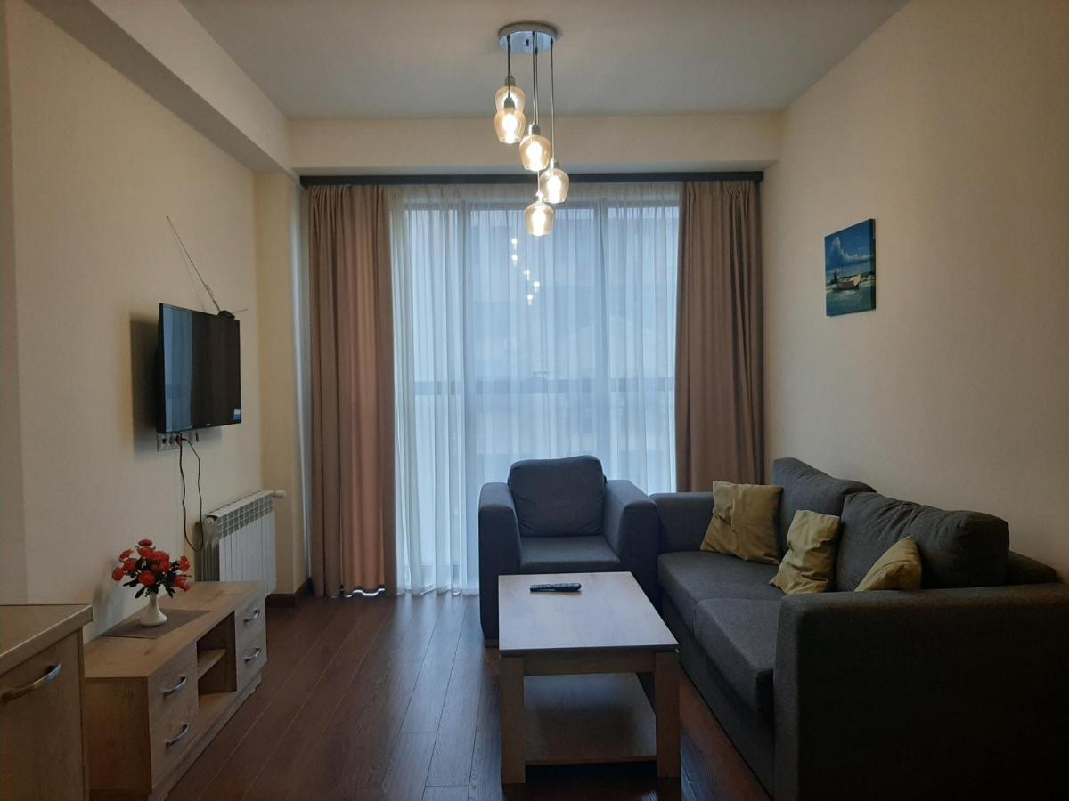 Pride Properties Welcomes You At 17 Buzant St 11-166 Yerevan Armenia Exterior foto