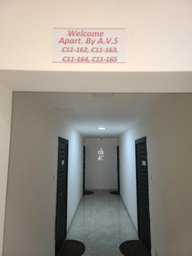 Pride Properties Welcomes You At 17 Buzant St 11-166 Yerevan Armenia Exterior foto