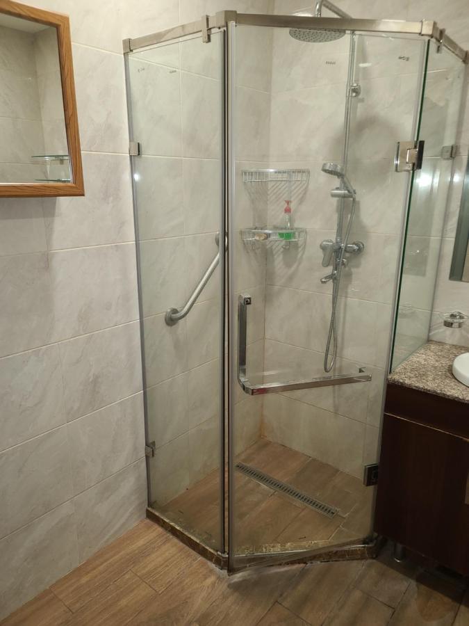 Pride Properties Welcomes You At 17 Buzant St 11-166 Yerevan Armenia Exterior foto